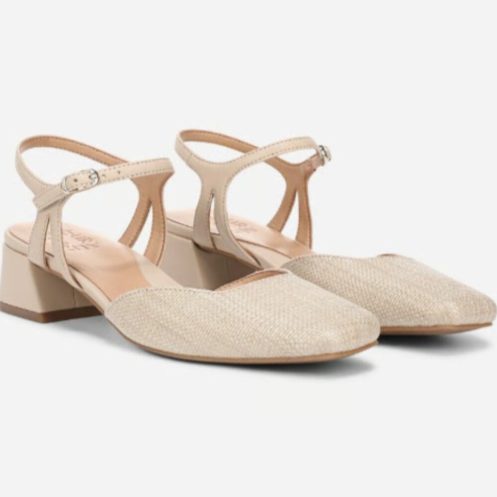 NATURALIZER HATTIE STRAPPY DRESS SHOE (WIDE)